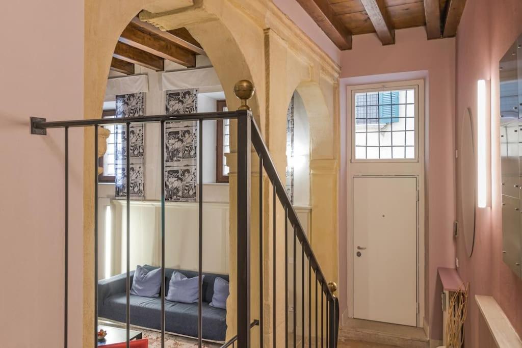 Residenza Angels @Piazzadelleerbe Apartment Verona Exterior foto