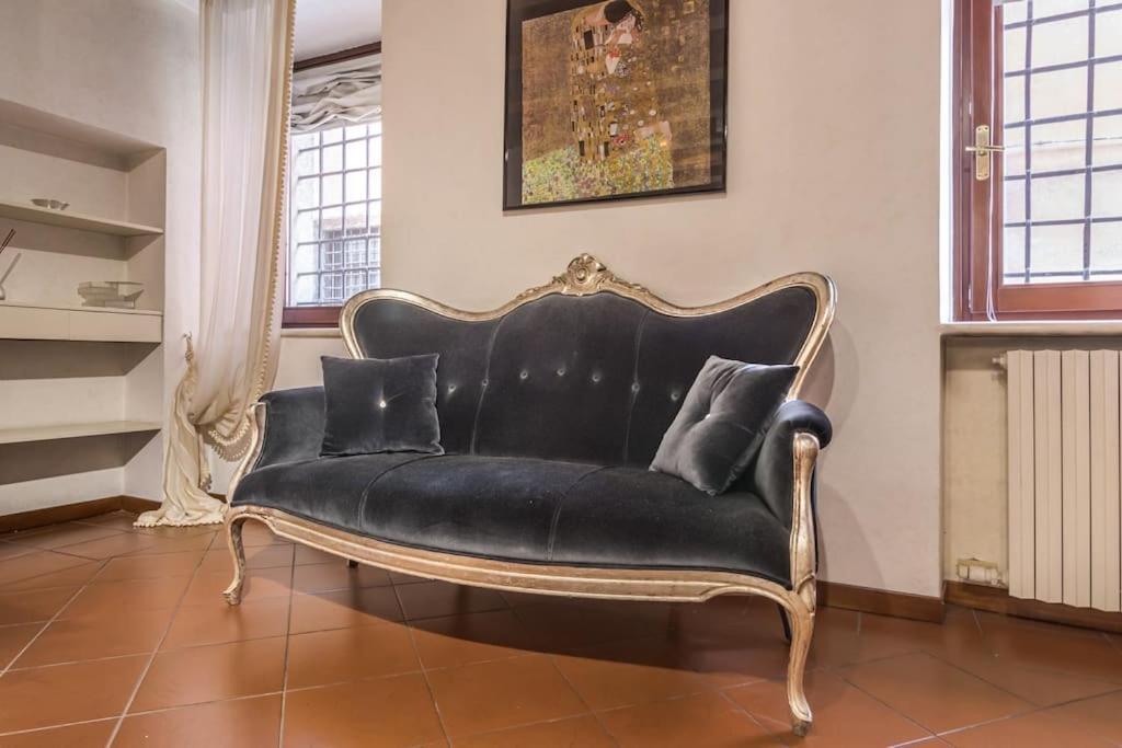 Residenza Angels @Piazzadelleerbe Apartment Verona Exterior foto